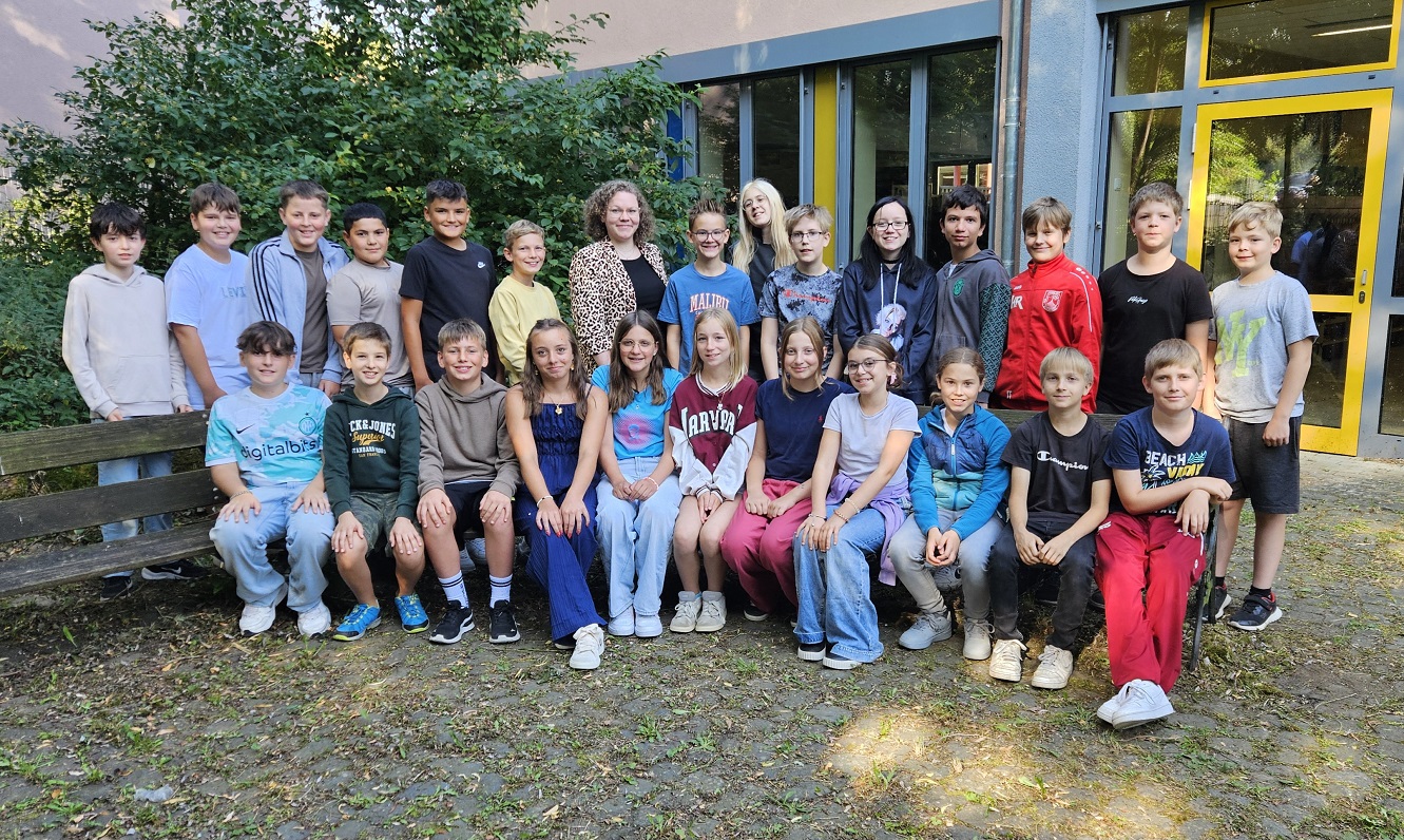 Die Klasse F6c mit Frau Heideroth