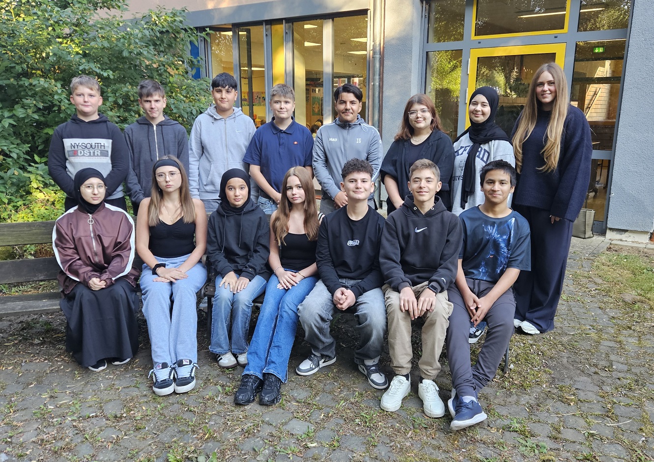 Die Klasse H7a mit Frau Weag